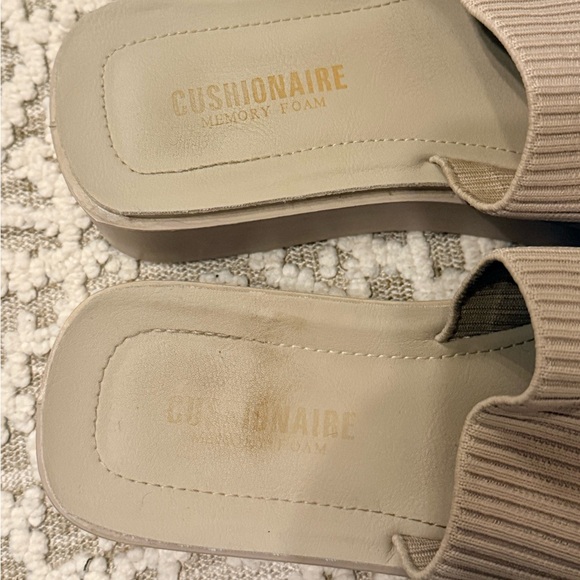 Cushionare Chic Beige Slide Sandals - Picture 2 of 3